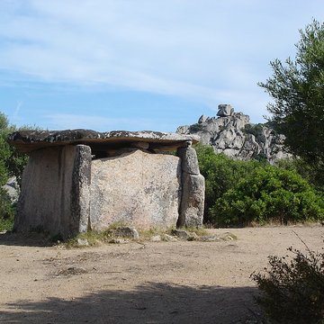Dolmen de Funtanaccia à Sartène