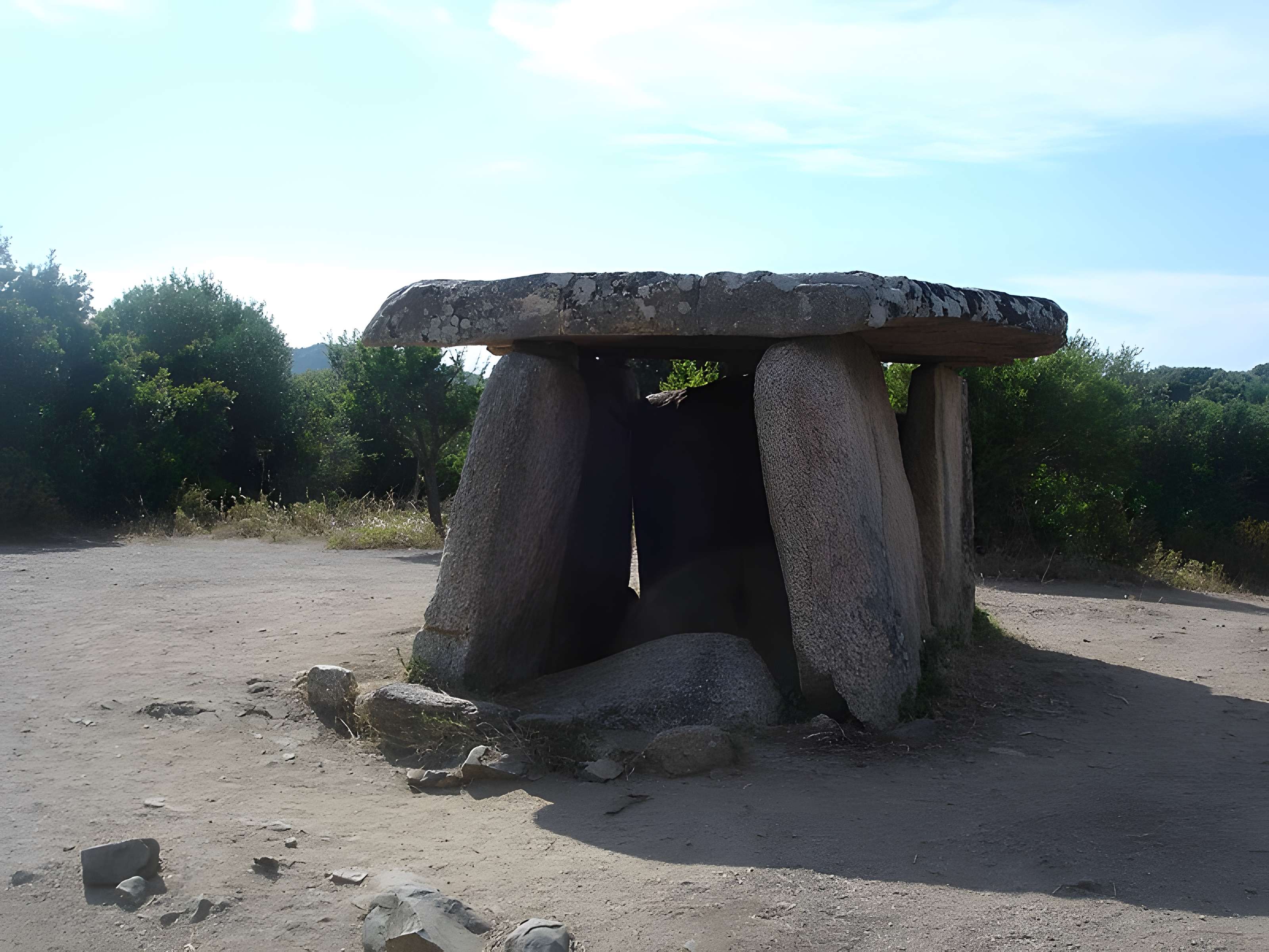 Dolmen de Funtanaccia à Sartène