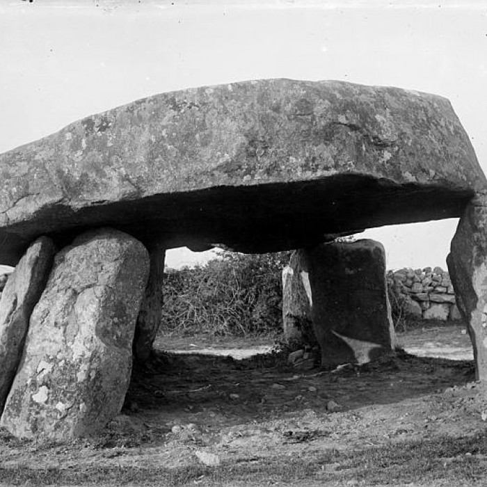 Photo de Dolmen de Gohquer à Plouharnel