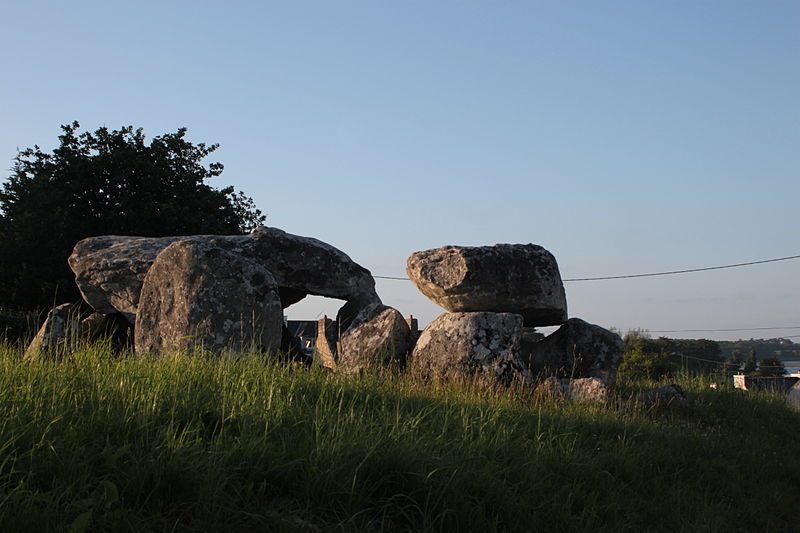 Dolmen de Kerguéran à Belz
