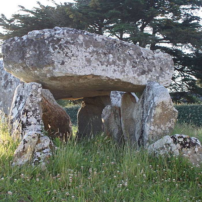 Photo de Dolmen de Kerguéran à Belz