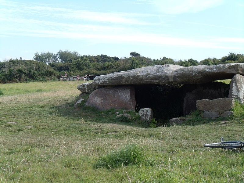 Photo de Dolmen et allée couverte de Kergünteil