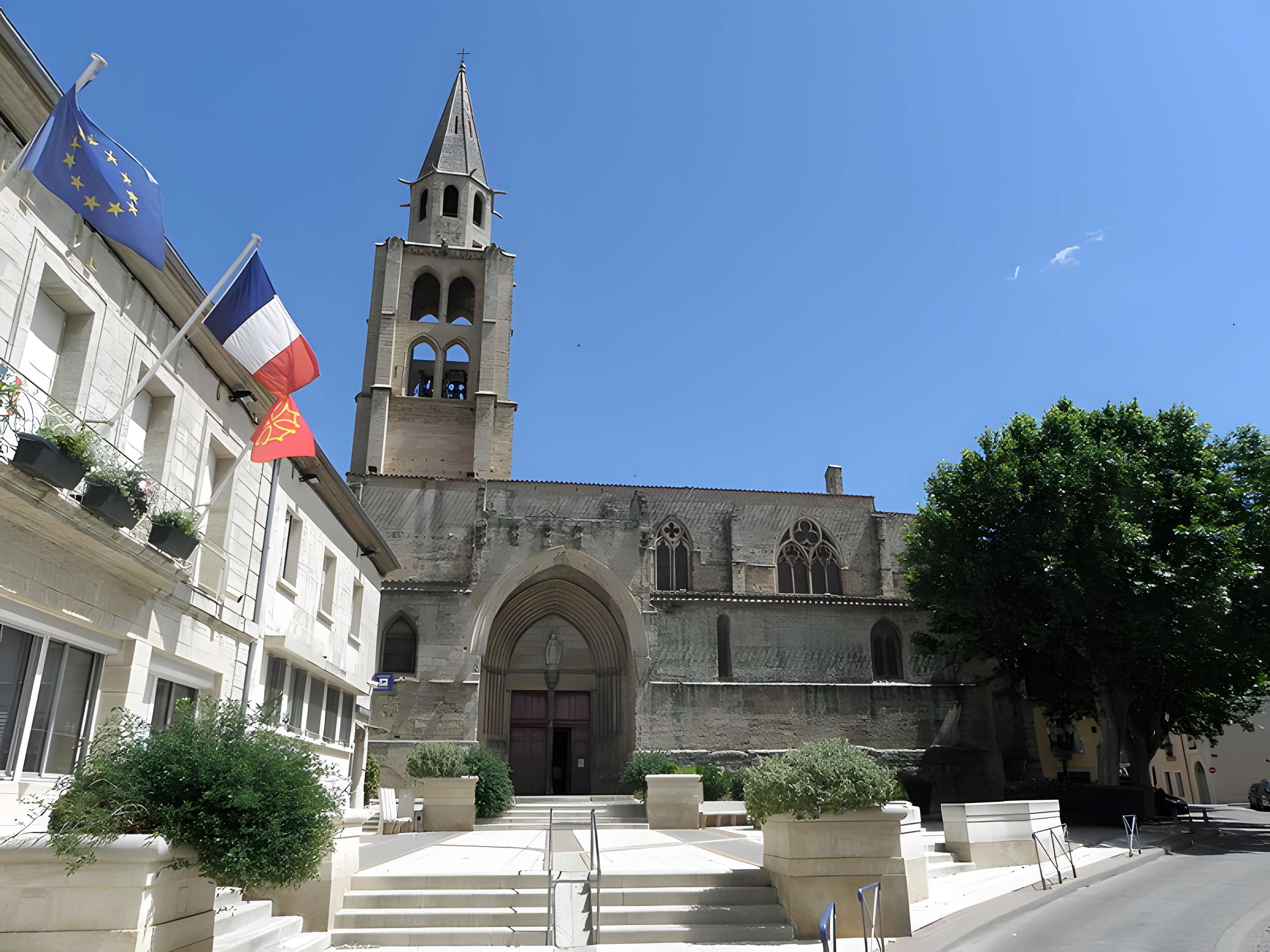 Église Saint-André de Montagnac