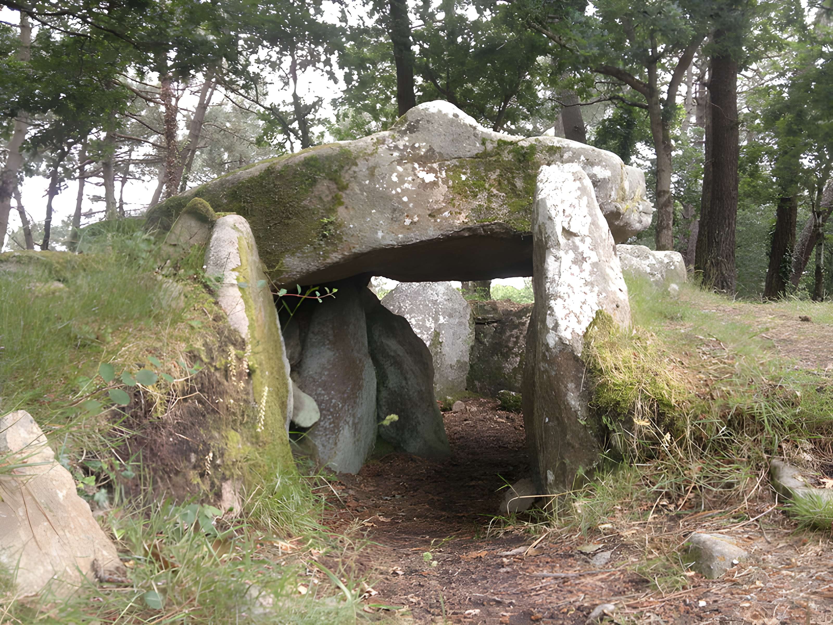 Dolmen de Kermarker à La Trinité-sur-Mer