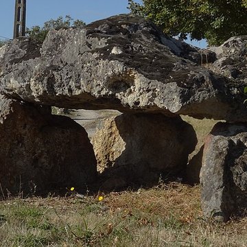 Dolmen de la Couture à Saint-Hilaire-la-Gravelle