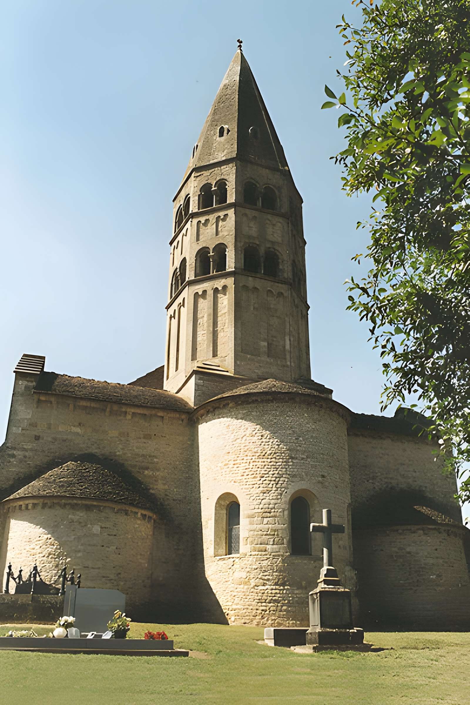 Église Saint-André de Saint-André-de-Bâgé