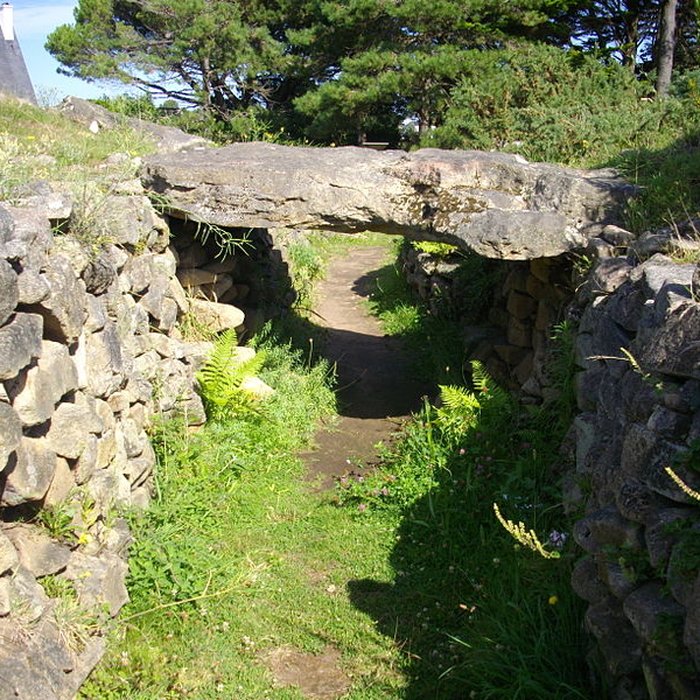 Photo de Dolmen de la pointe de Bilgroix à Arzon