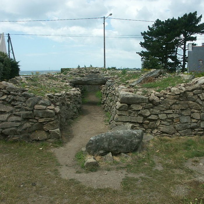 Photo de Dolmen de la pointe de Bilgroix à Arzon