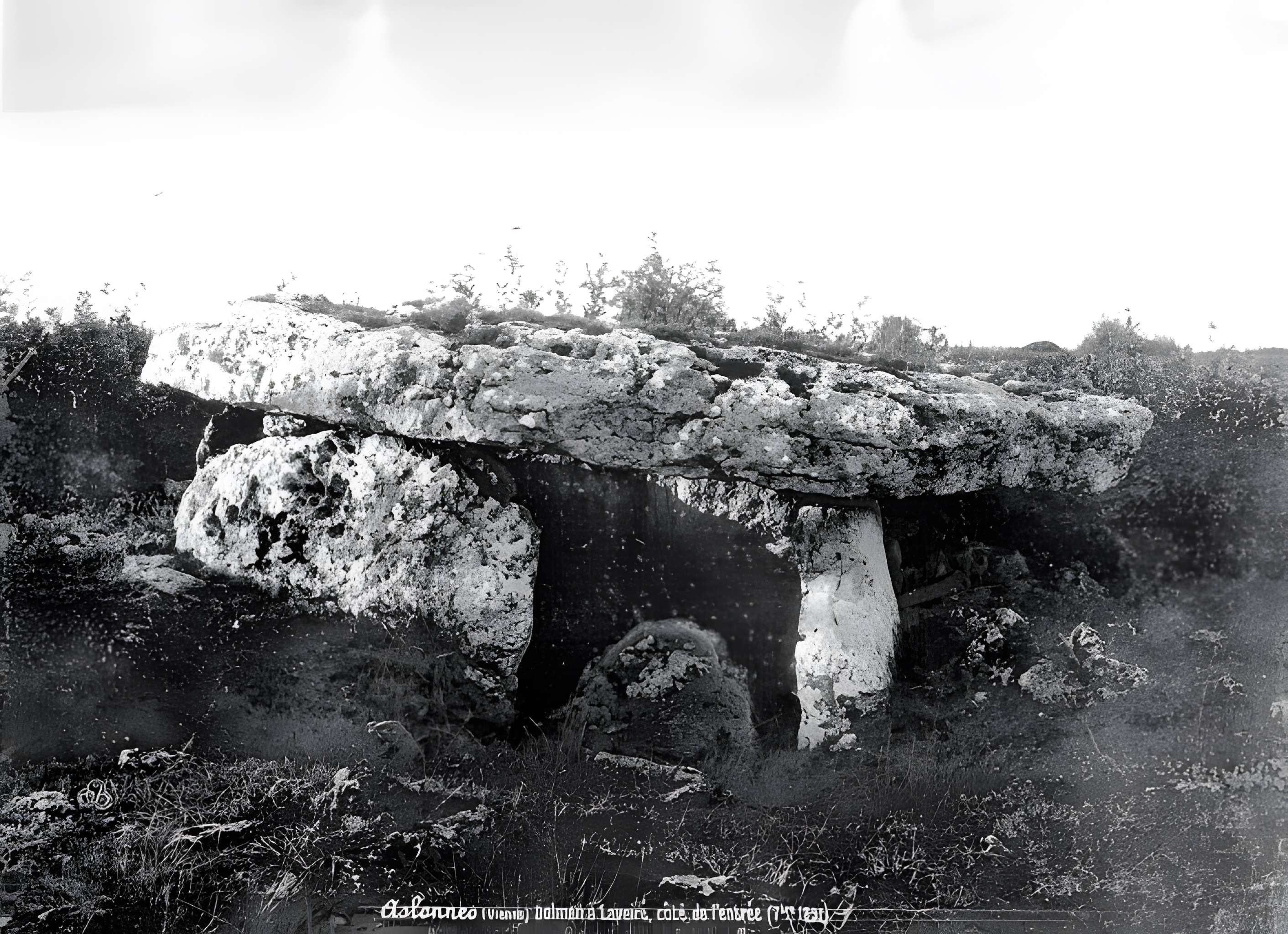 Dolmen de Laverré à Aslonnes
