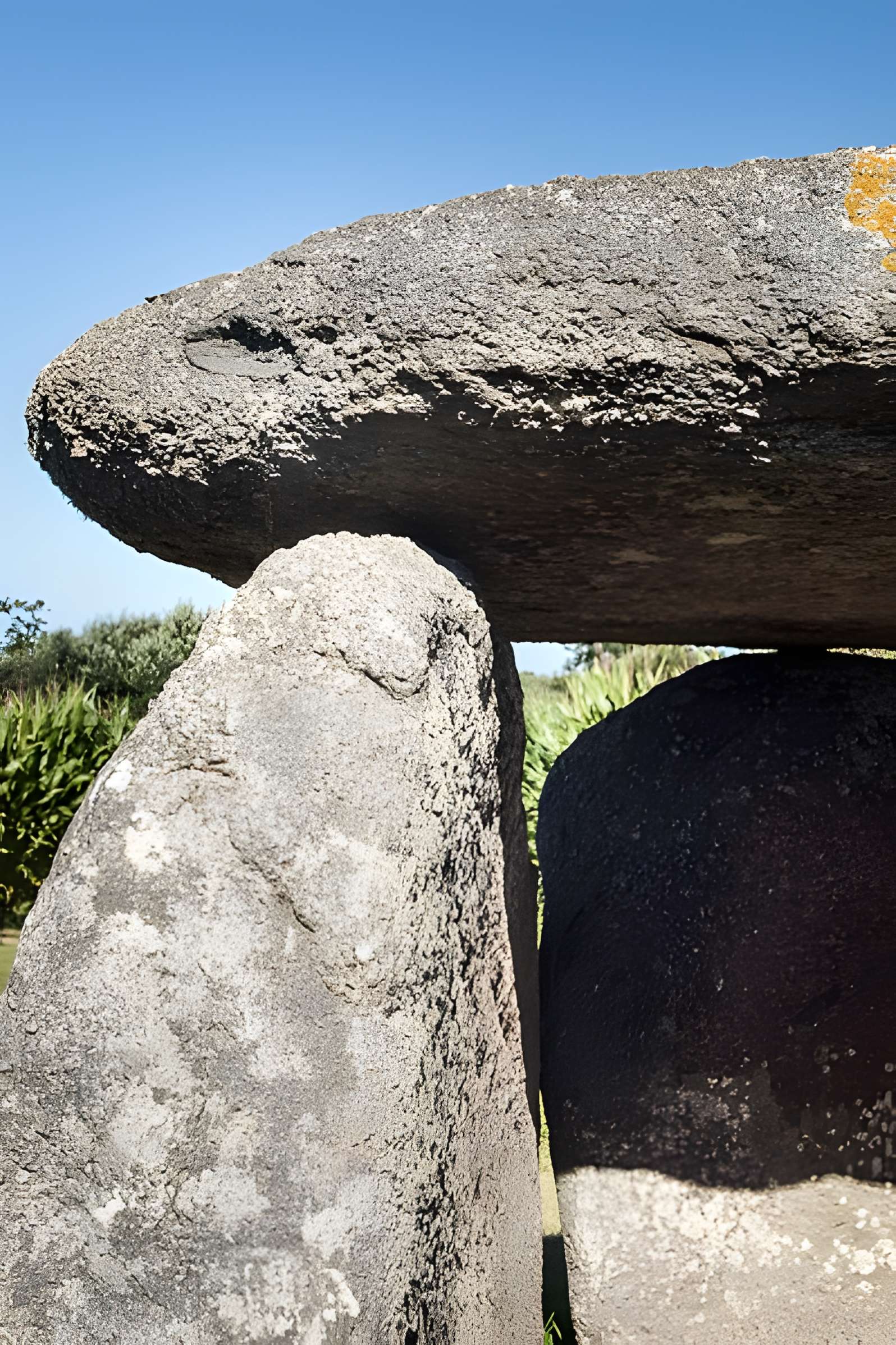 Dolmen de Mezou Poulyot à Porspoder