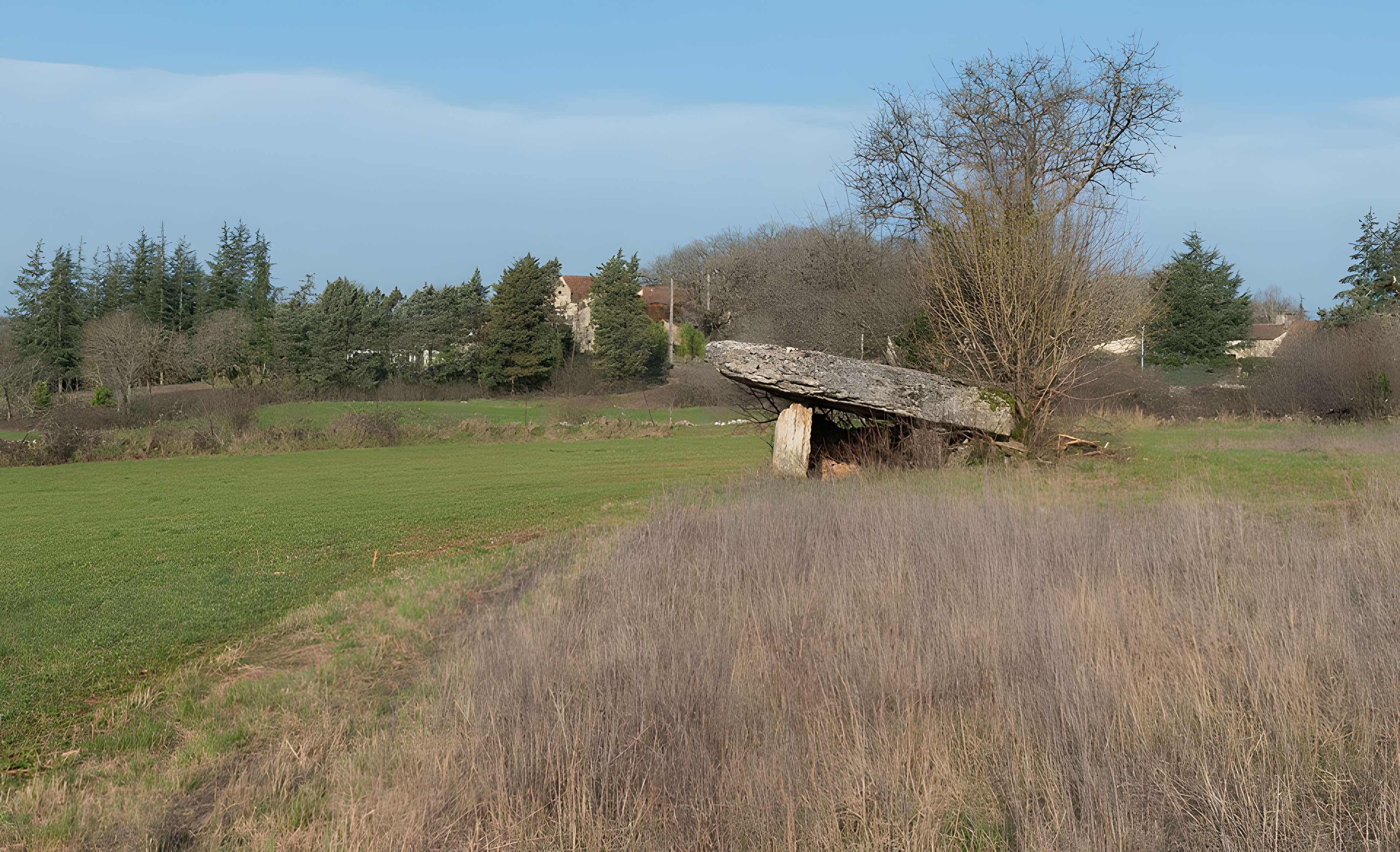 Dolmen de Pajot à Limogne-en-Quercy