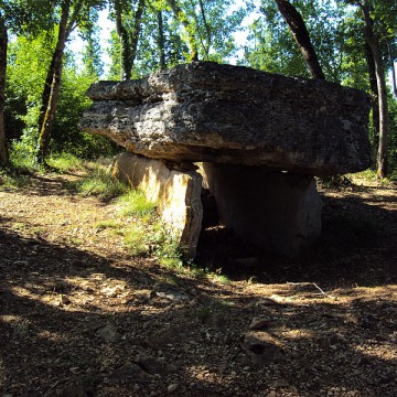 dolmen de pech lapeyre a limogne en quercy