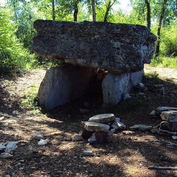 Dolmen de Pech-Lapeyre à Limogne-en-Quercy