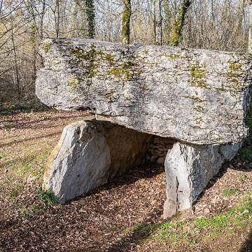 Dolmen de Pech-Lapeyre à Limogne-en-Quercy