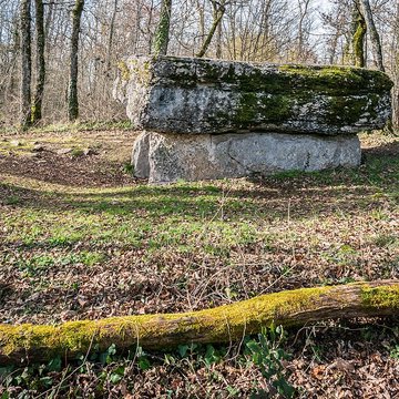 Dolmen de Pech-Lapeyre à Limogne-en-Quercy