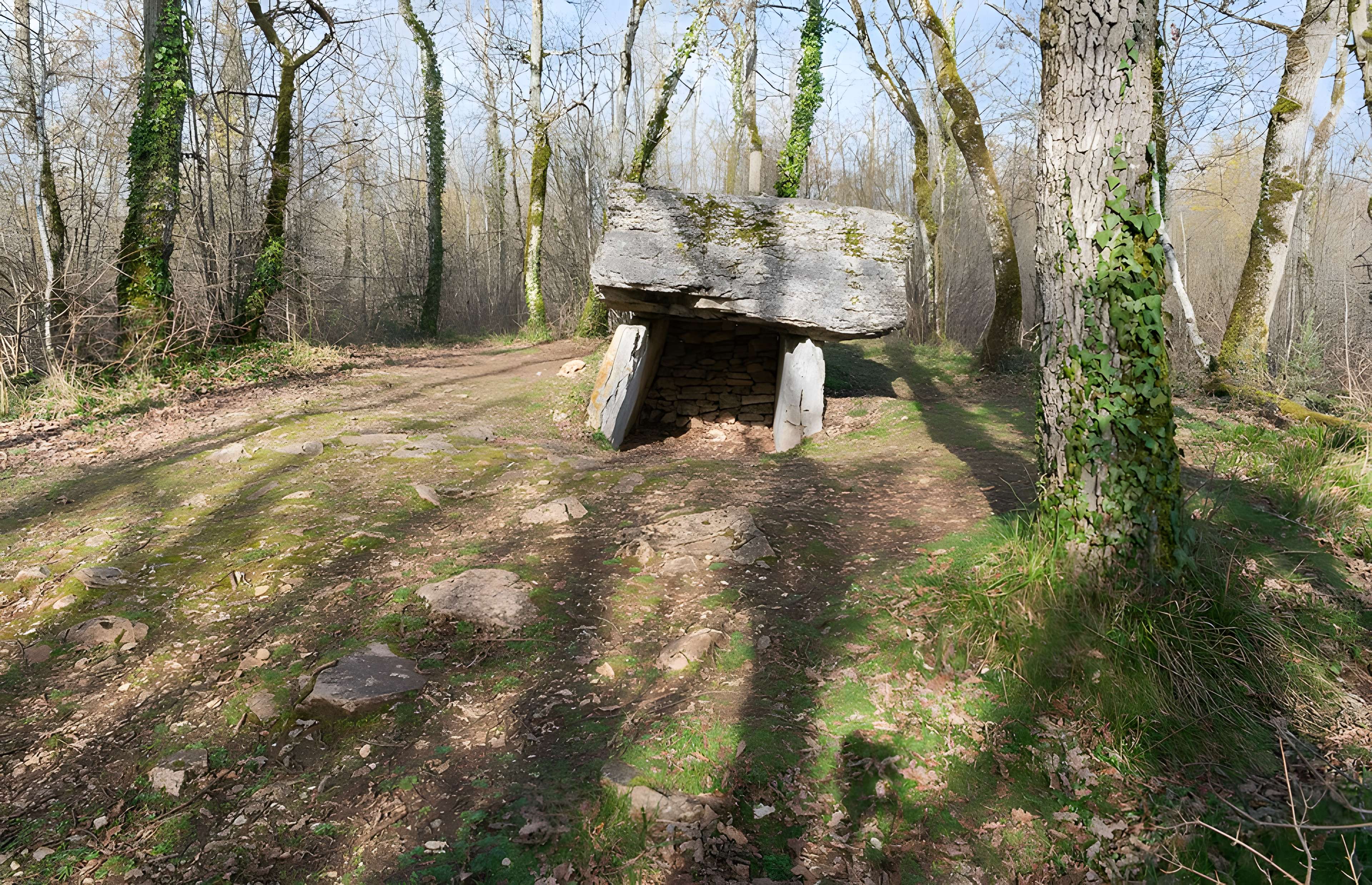 Dolmen de Pech-Lapeyre à Limogne-en-Quercy