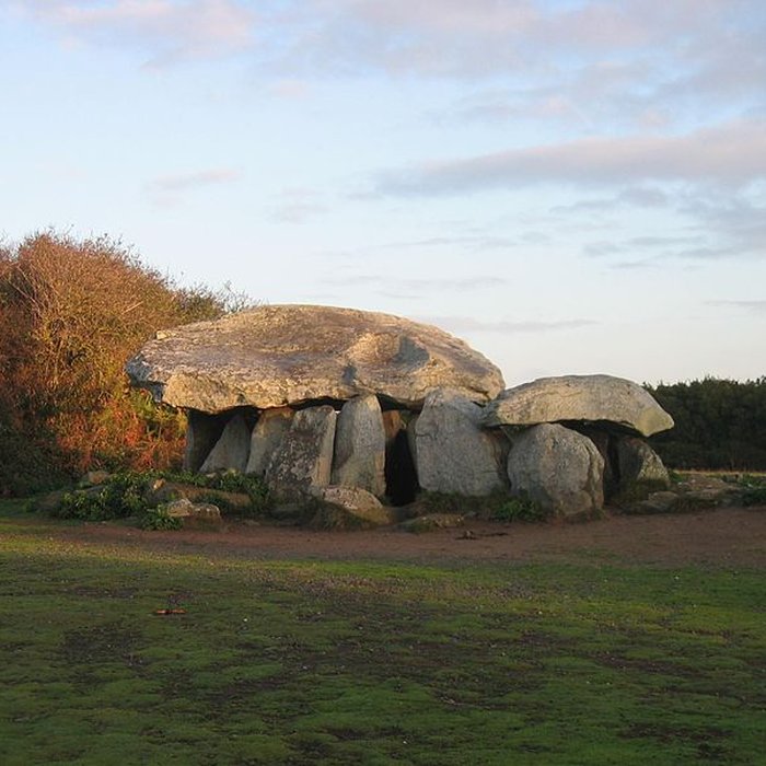 Photo de Dolmen de Penhap à lÎle-aux-Moines