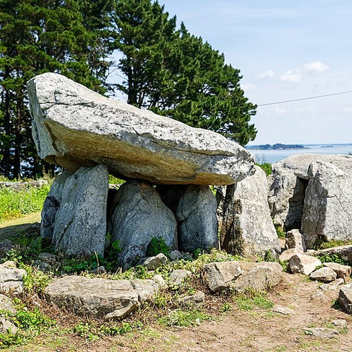 Photo de Dolmen de Penhap à lÎle-aux-Moines