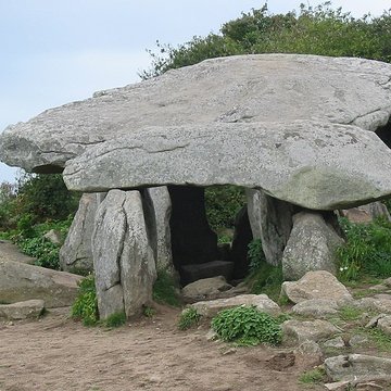 Dolmen de Penhap à lÎle-aux-Moines