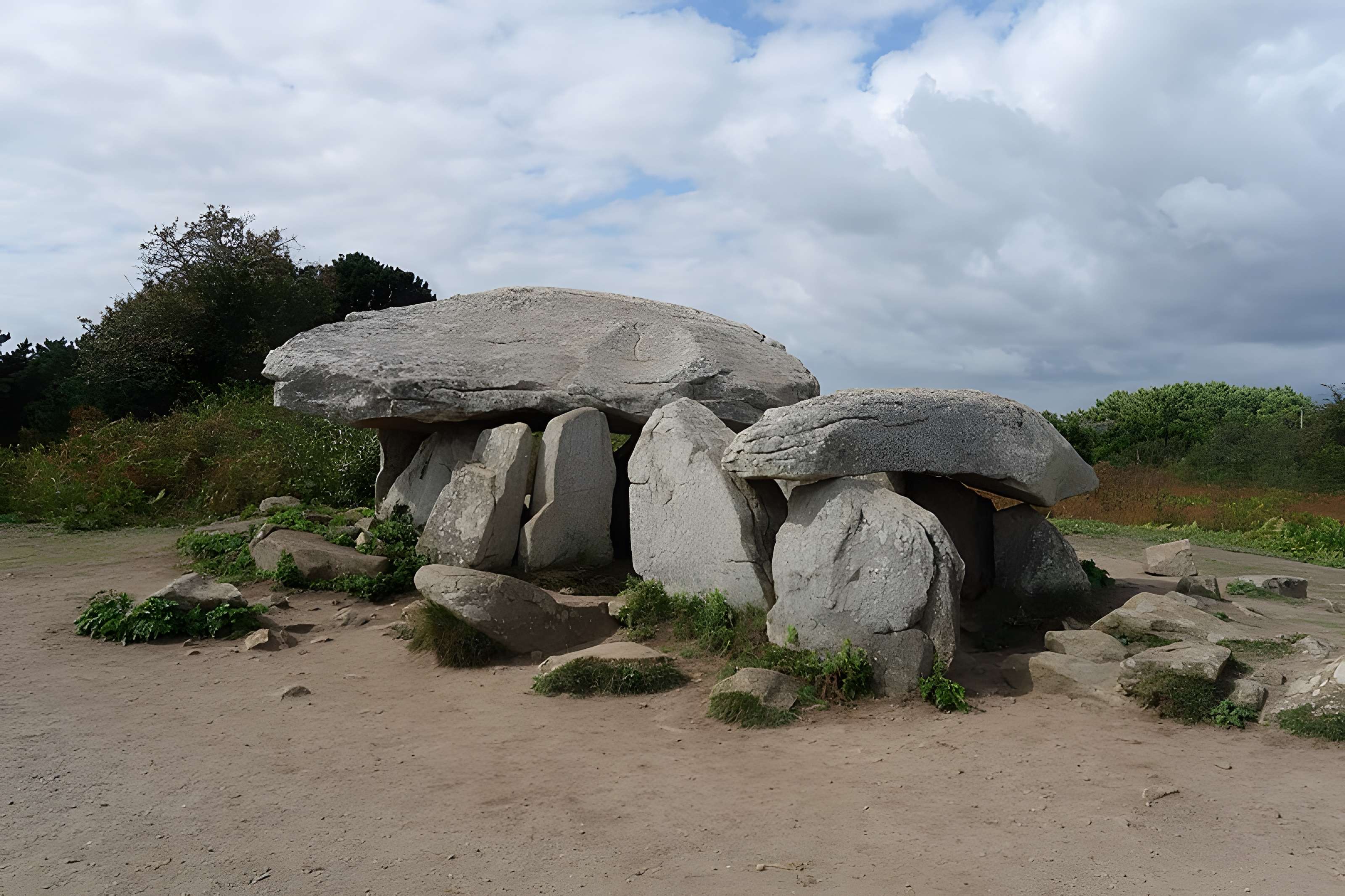 Dolmen de Penhap à l'Île-aux-Moines