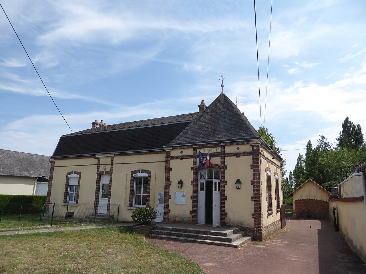 Dolmen de Quincampoix à Saint-Avit-les-Guespières