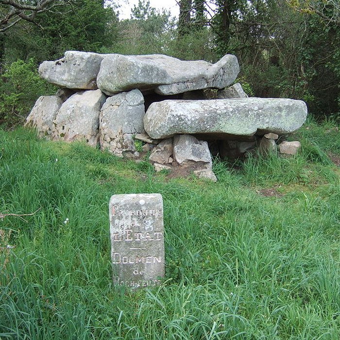 Photo de Dolmen de Roch-Feutet à Carnac