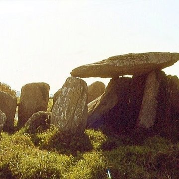 Dolmen de Tréguelchier à Goulven