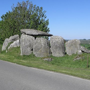 Dolmen de Tréguelchier à Goulven