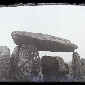Dolmen de Tréguelchier à Goulven