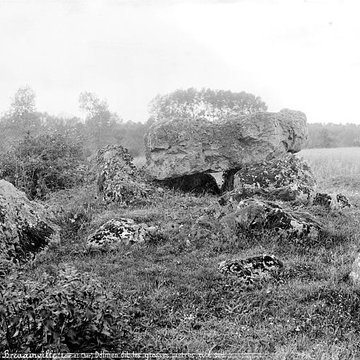 Dolmen des Grosses-Pierres à Brévainville