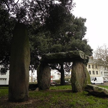 Dolmen des Trois Pierres à Saint-Nazaire