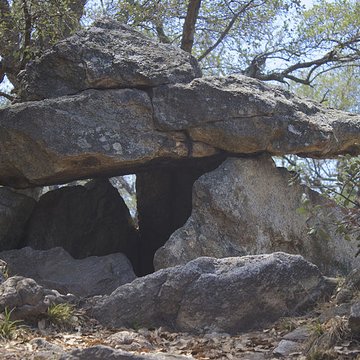 Dolmen dit Cava de lAlarb à Argelès-sur-Mer