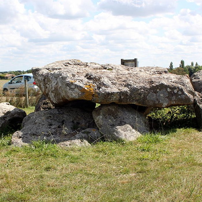 Photo de Dolmen du Grand-Bouillac à Saint-Vincent-sur-Jard
