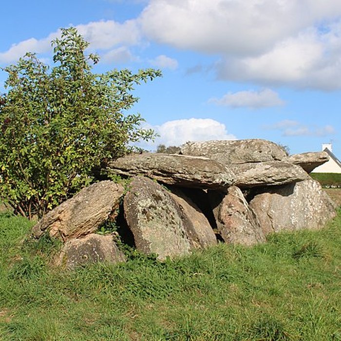 Photo de Dolmen et menhir de Kercordonner à Moëlan-sur-Mer