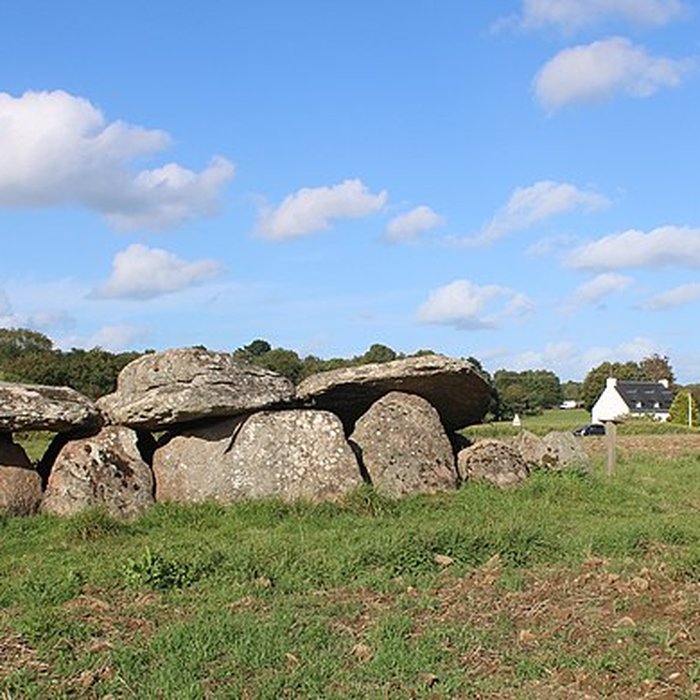 Photo de Dolmen et menhir de Kercordonner à Moëlan-sur-Mer