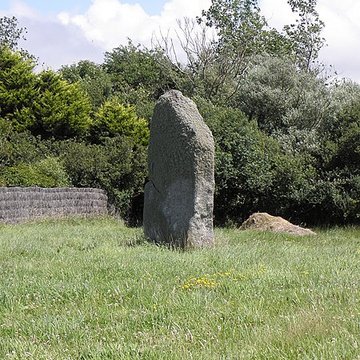 Dolmen et menhir de Kerivoret à Porspoder
