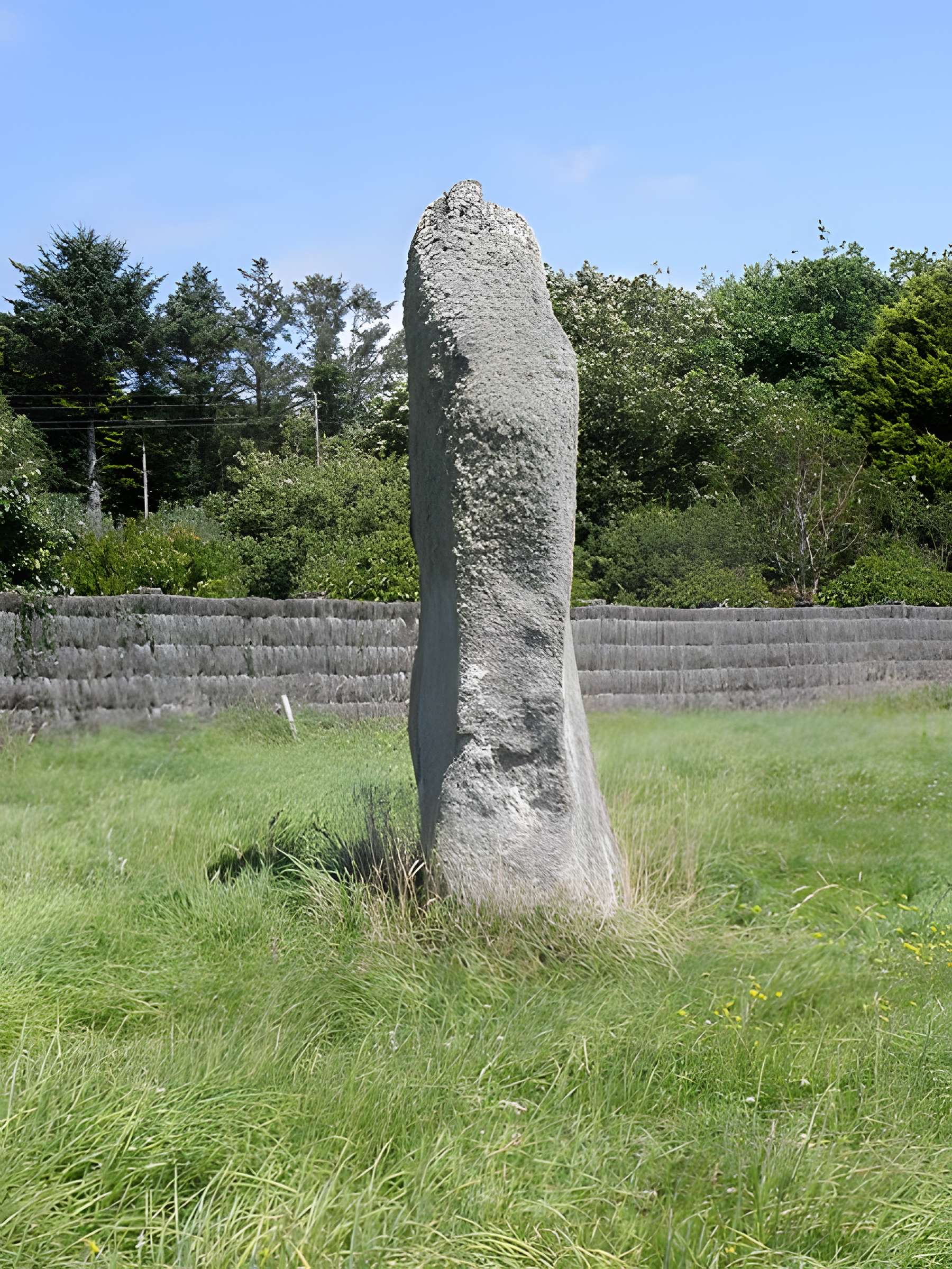 Dolmen et menhir de Kerivoret à Porspoder