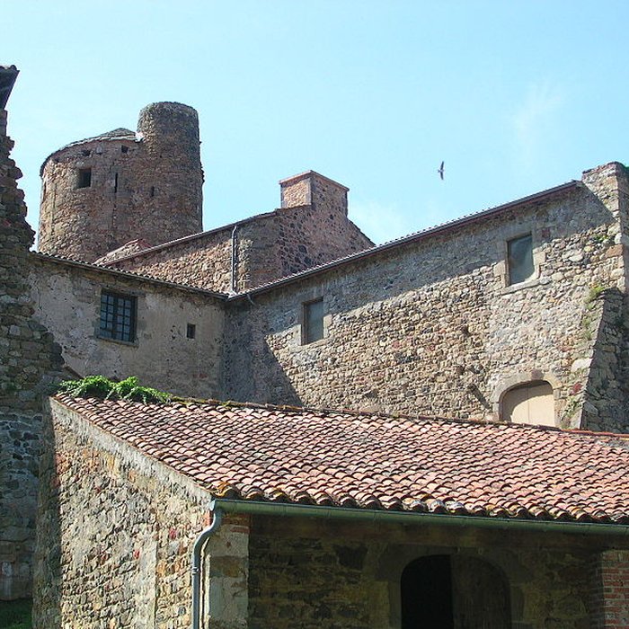 Photo de Dolmen Usteau du Loup à Saint-Gervazy