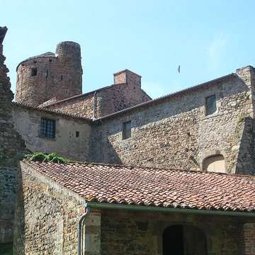 Dolmen Usteau du Loup à Saint-Gervazy