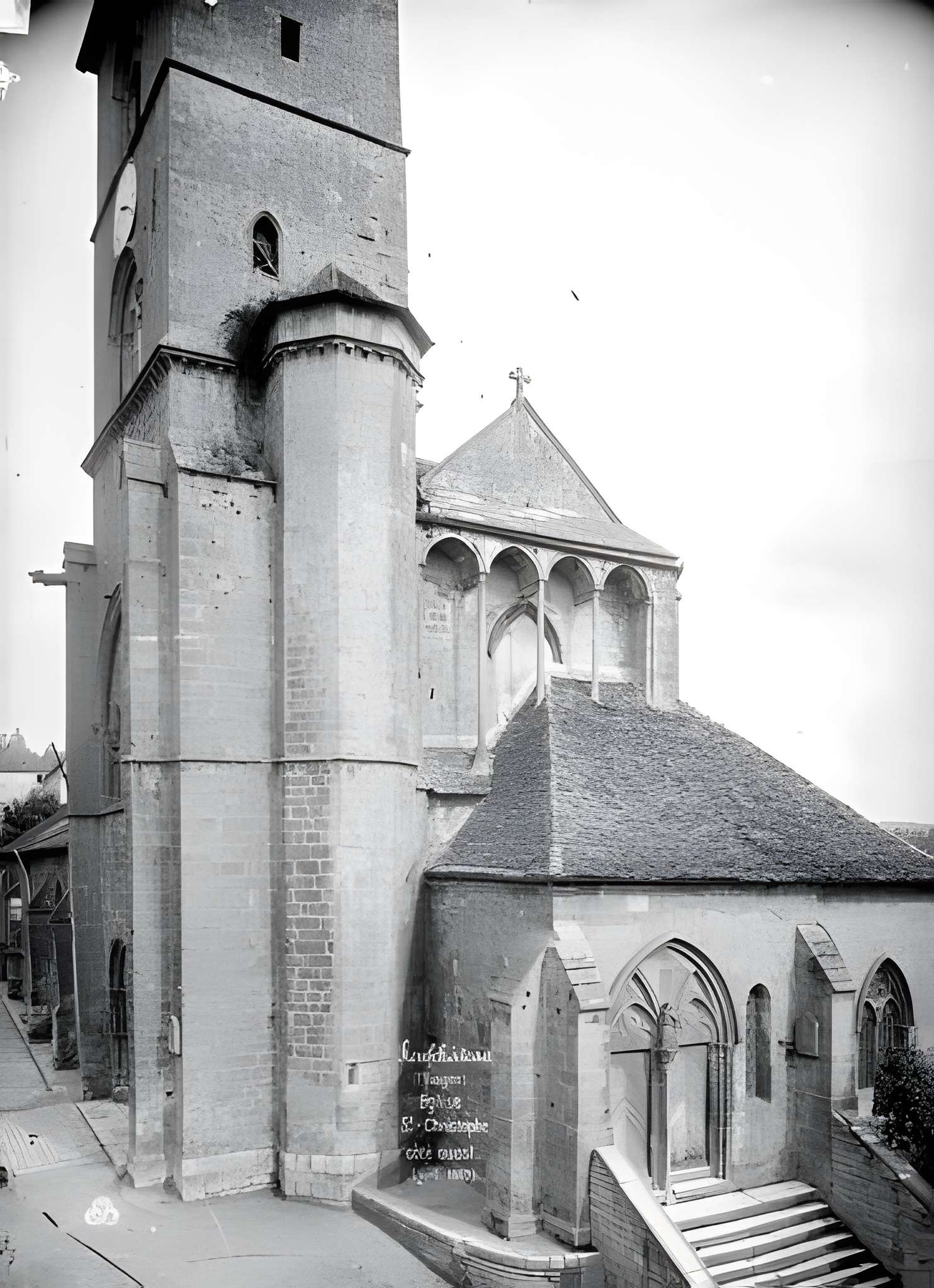 Église Saint-Christophe de Neufchâteau