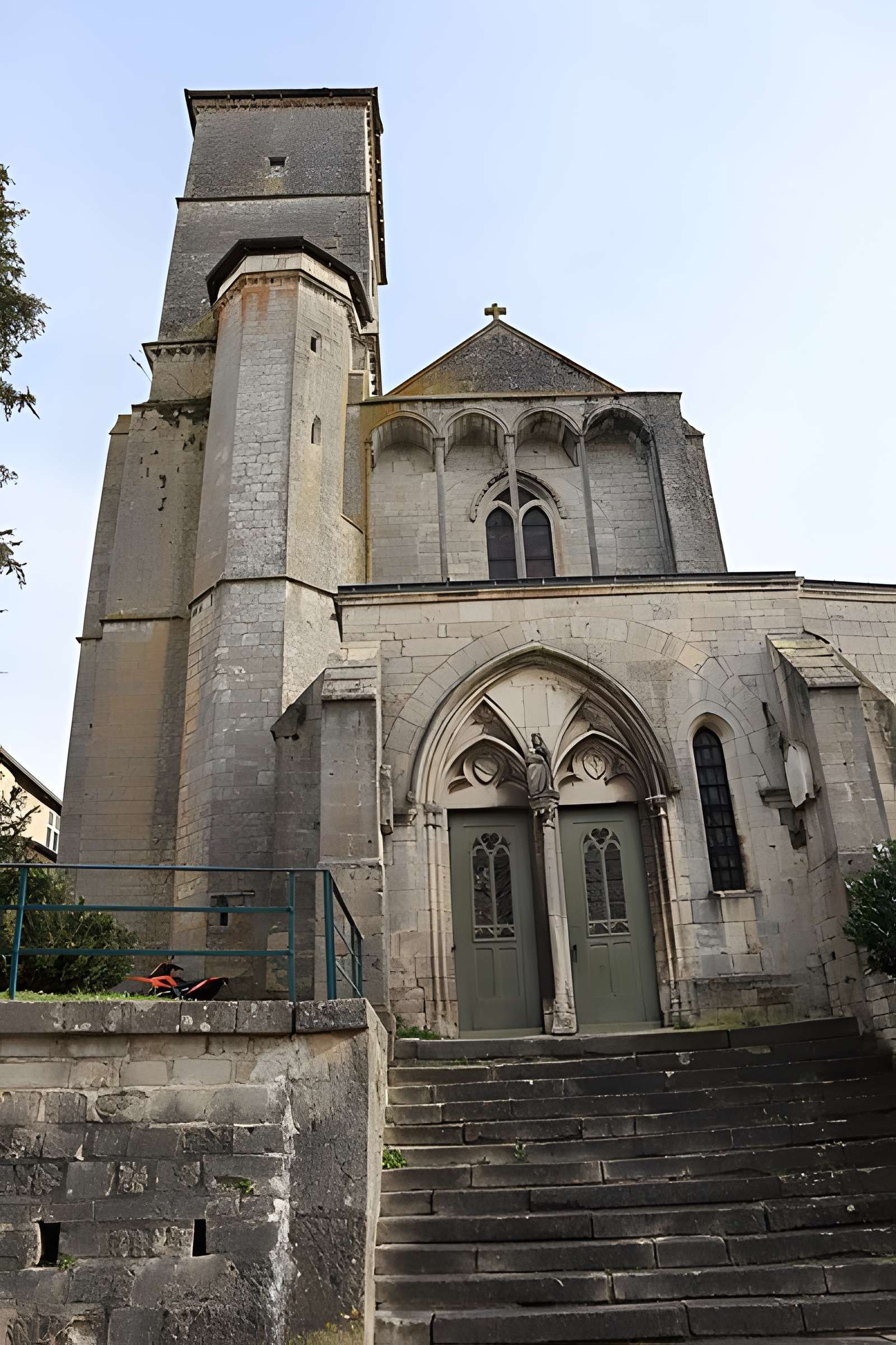 Église Saint-Christophe de Neufchâteau