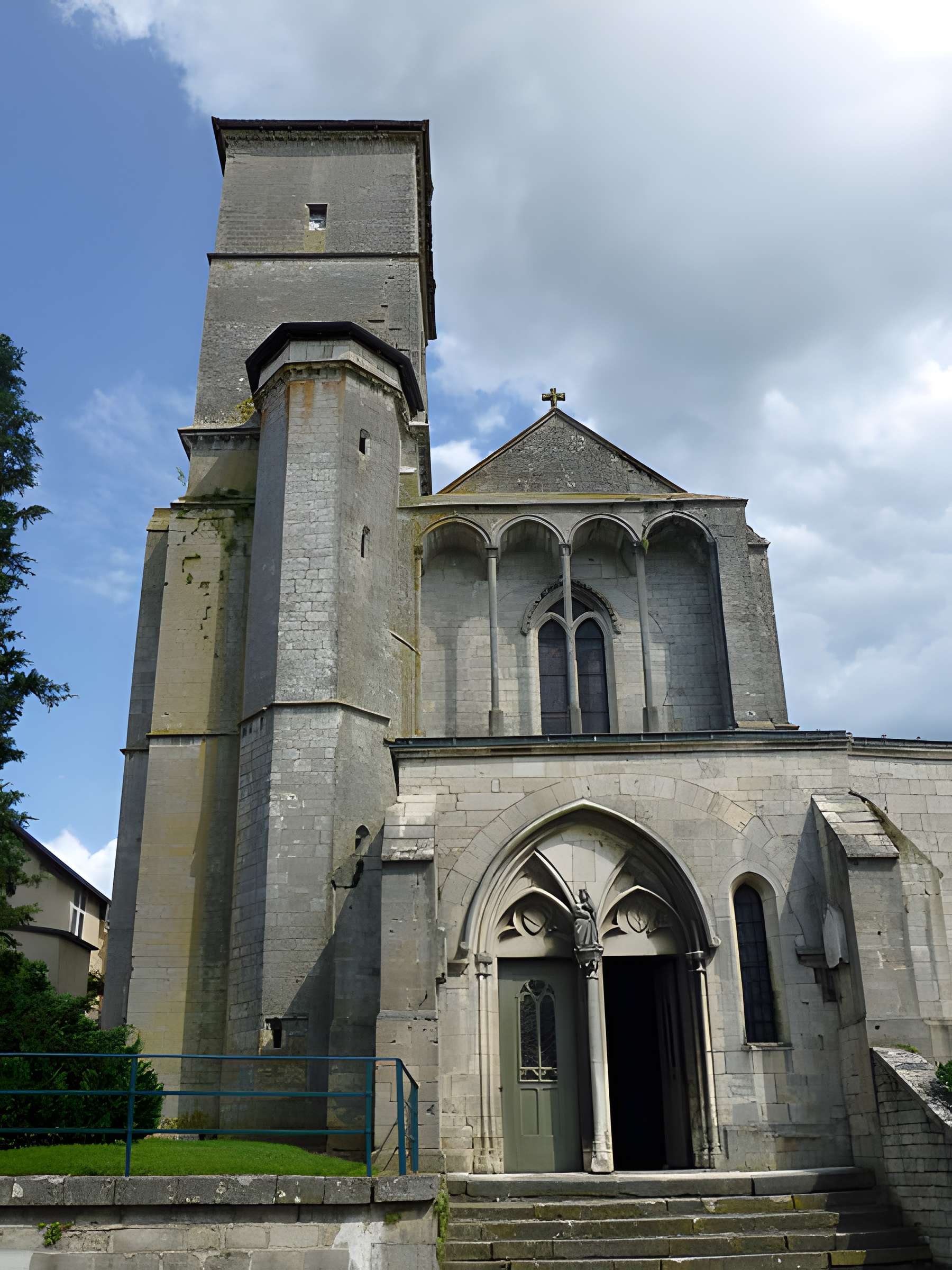 Église Saint-Christophe de Neufchâteau