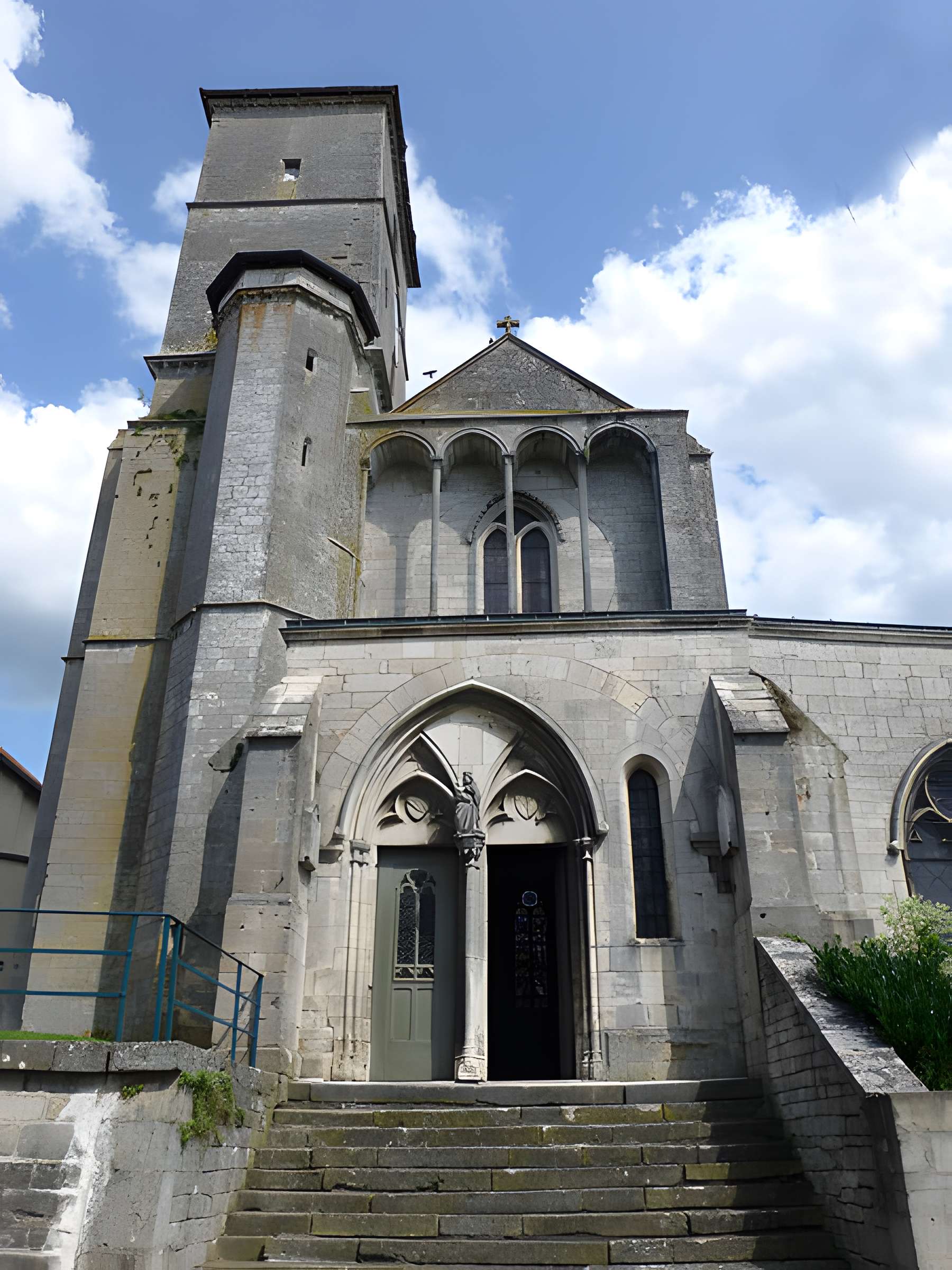 Église Saint-Christophe de Neufchâteau