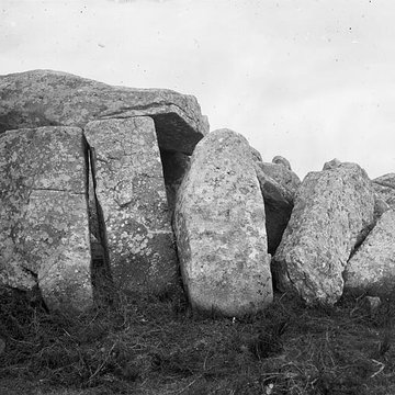 Dolmens de Roh-Vras à Saint-Philibert