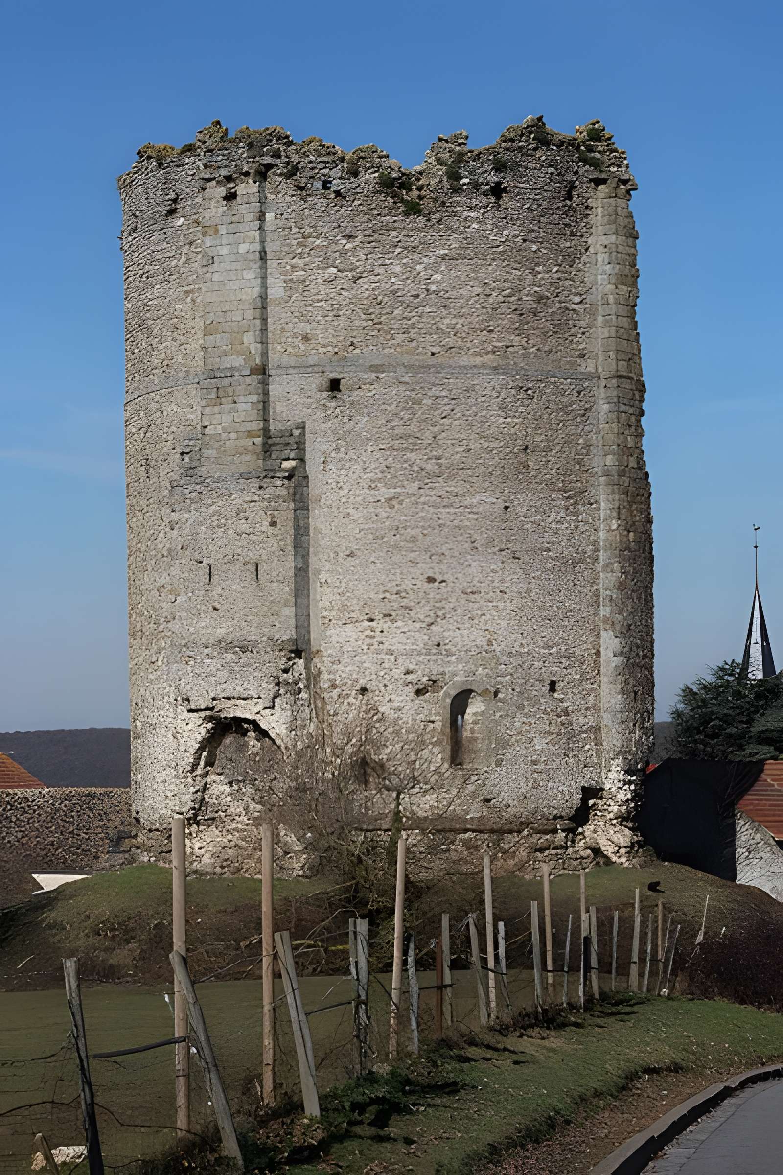 Donjon de Maurepas