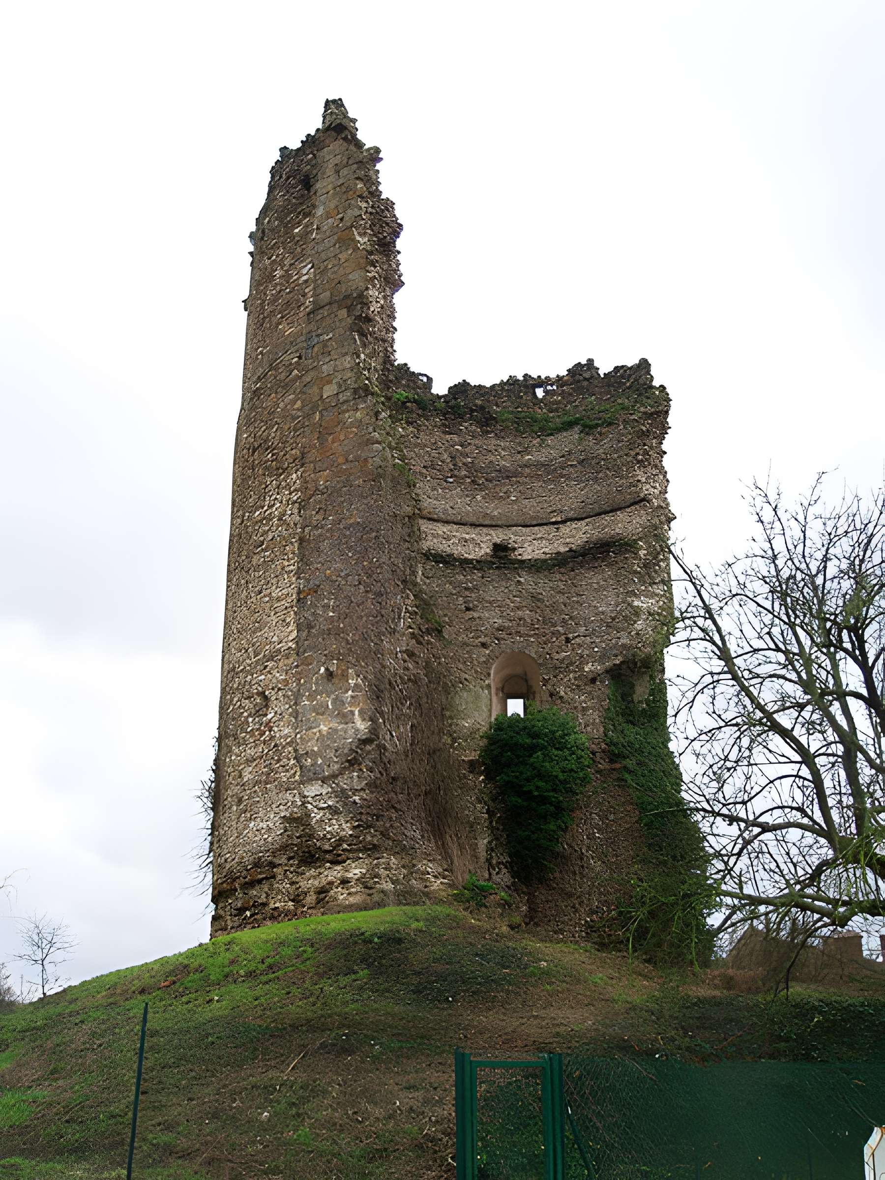 Donjon de Maurepas