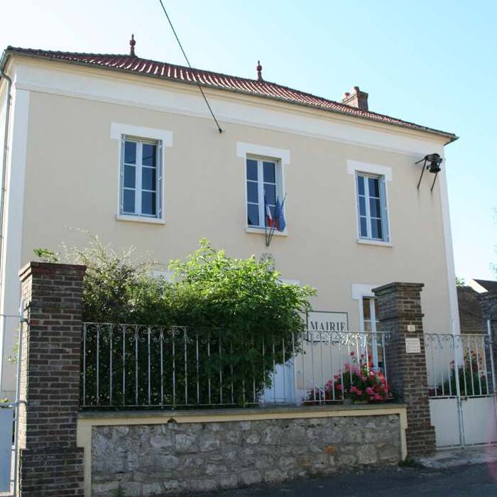 Photo de Donjon vestiges et sol des parcelles