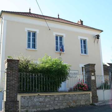 Donjon vestiges et sol des parcelles