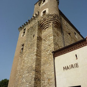 Doyenné ou château Mairie de Varen