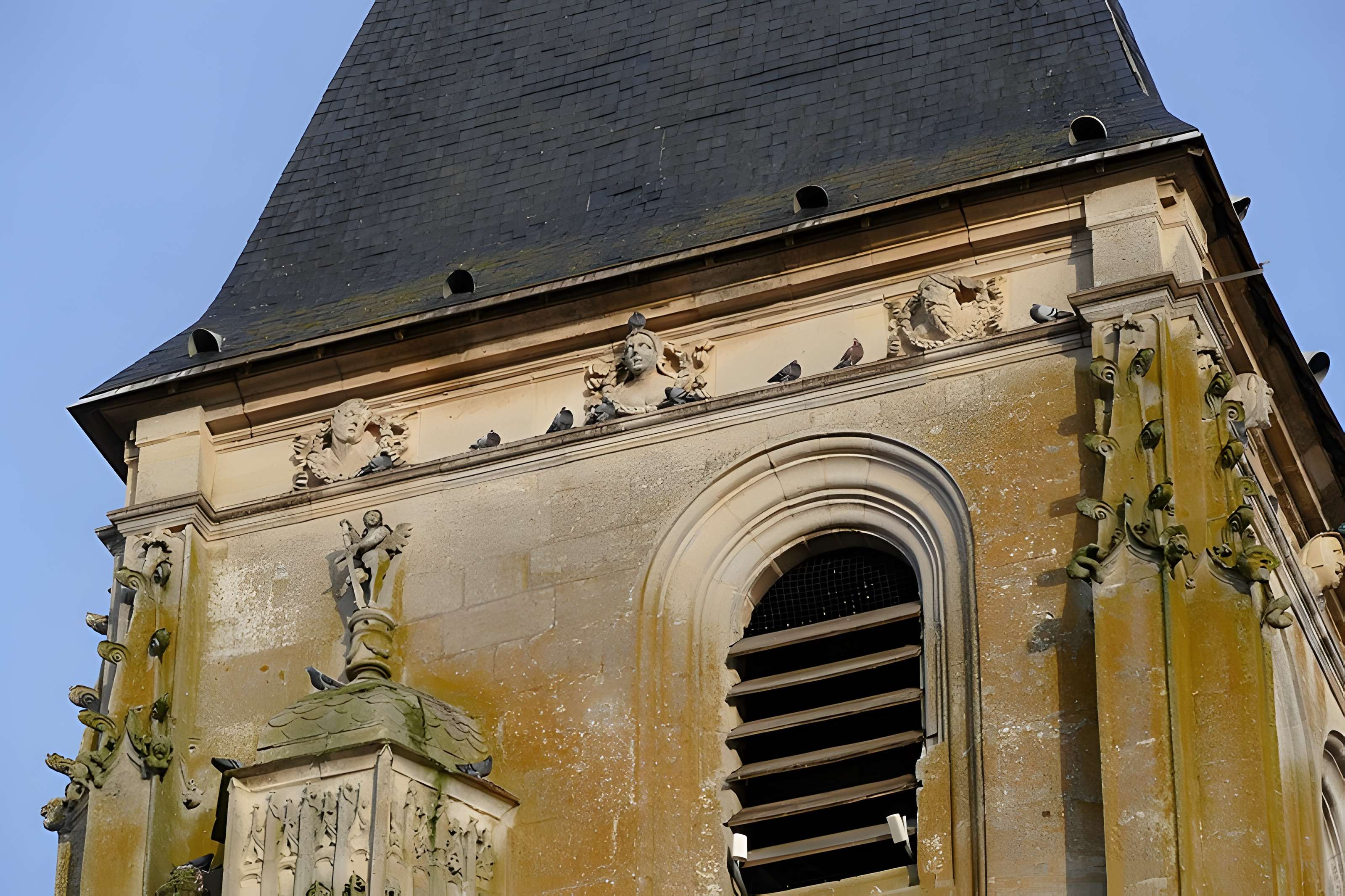 Église Saint-Cyr-et-Sainte-Julitte d'Anet